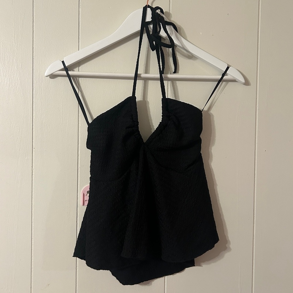 Black Halter Top 🖤🎱